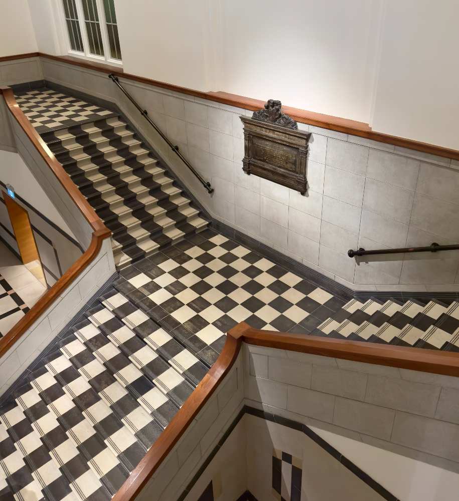 Former_Supreme_Court_National_Gallery_Stairs