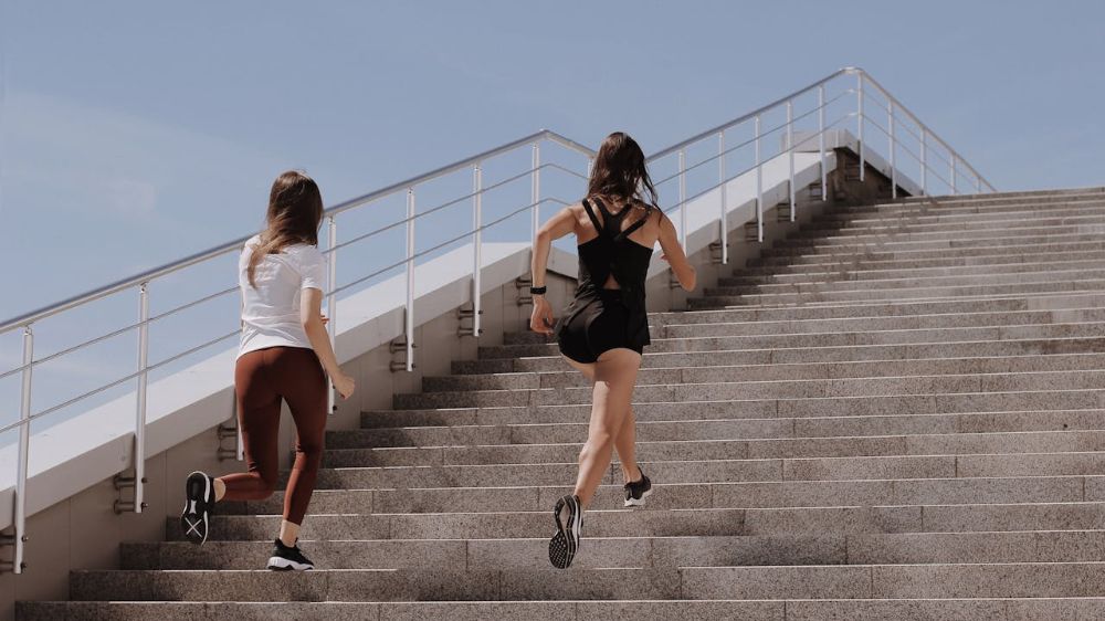 Try these tips to stay on track with your fitness goals throughout the year.