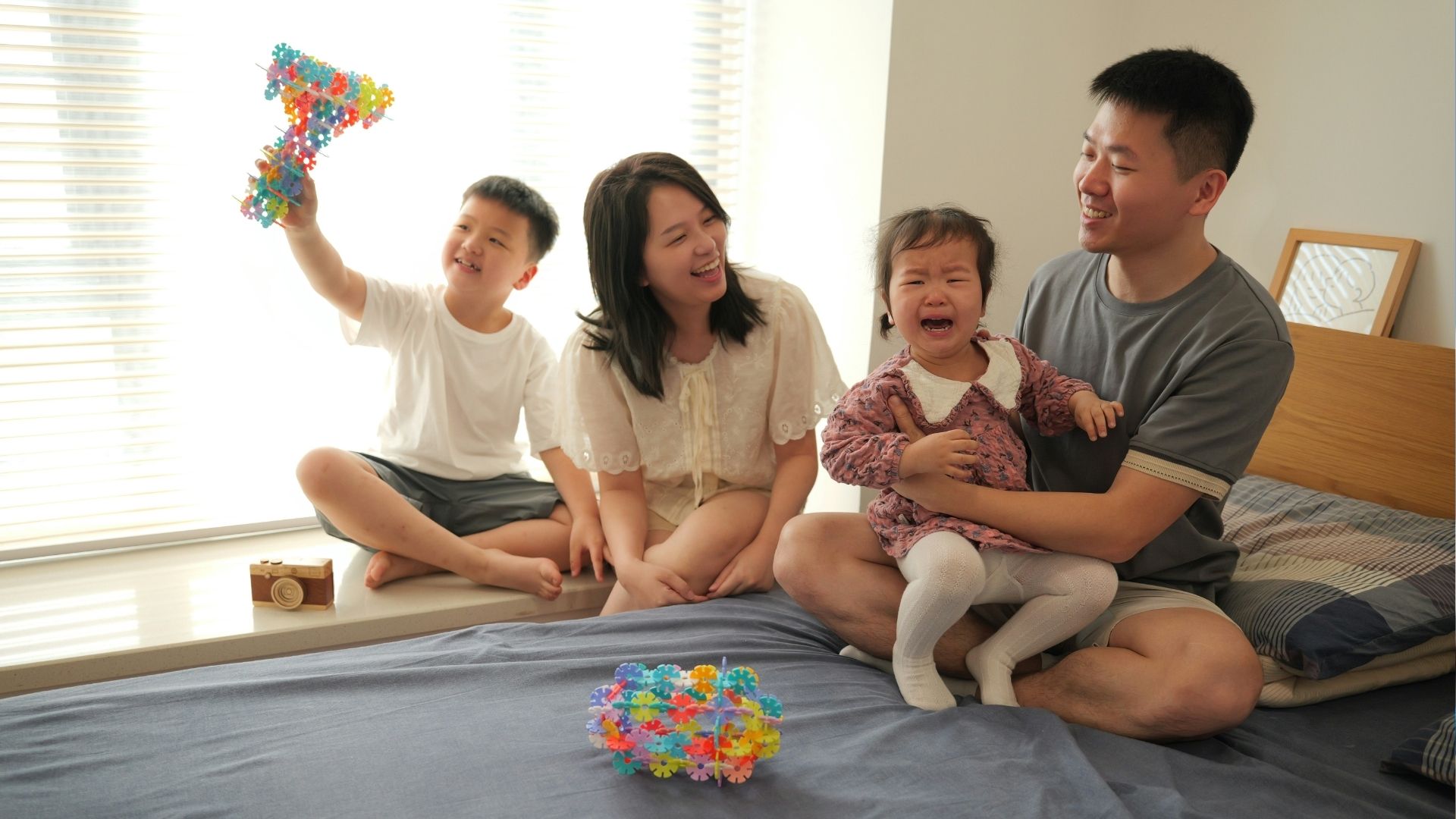 DINK wonders whether can friends still be as close even though our lives look so different now?