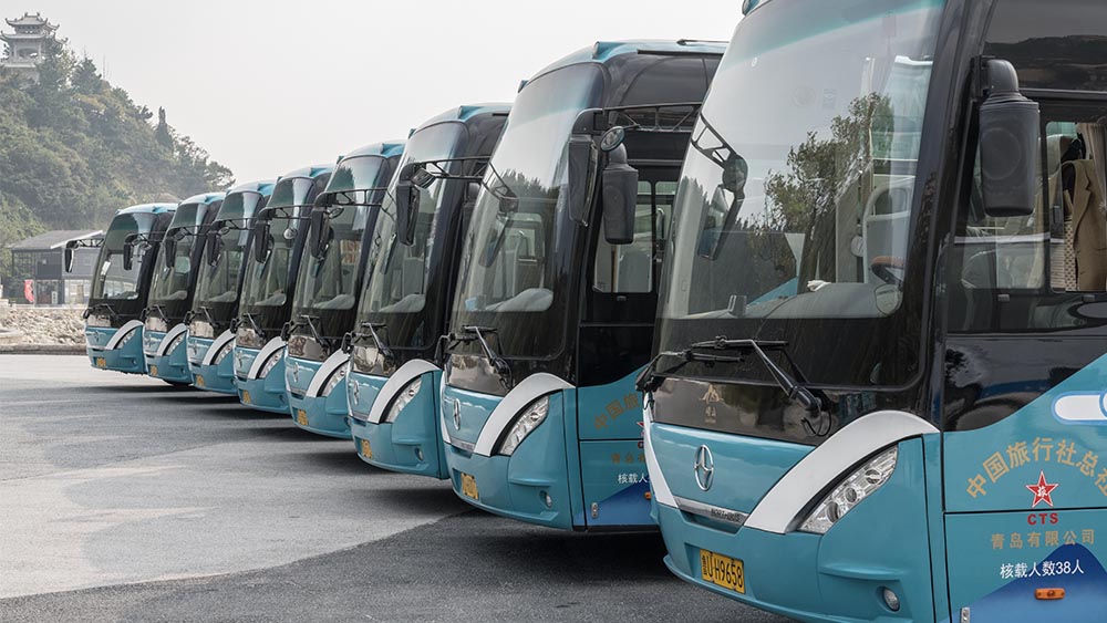 group tour buses